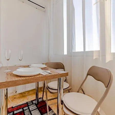 Coresi Mall Apartamento *