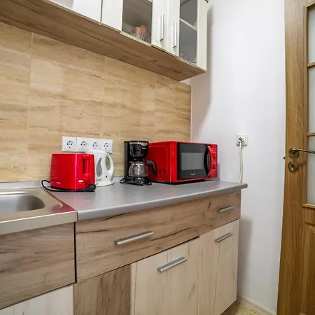 アパート Coresi Mall *