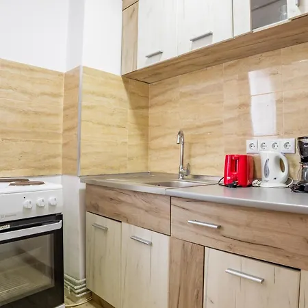 Coresi Mall Апартаменты